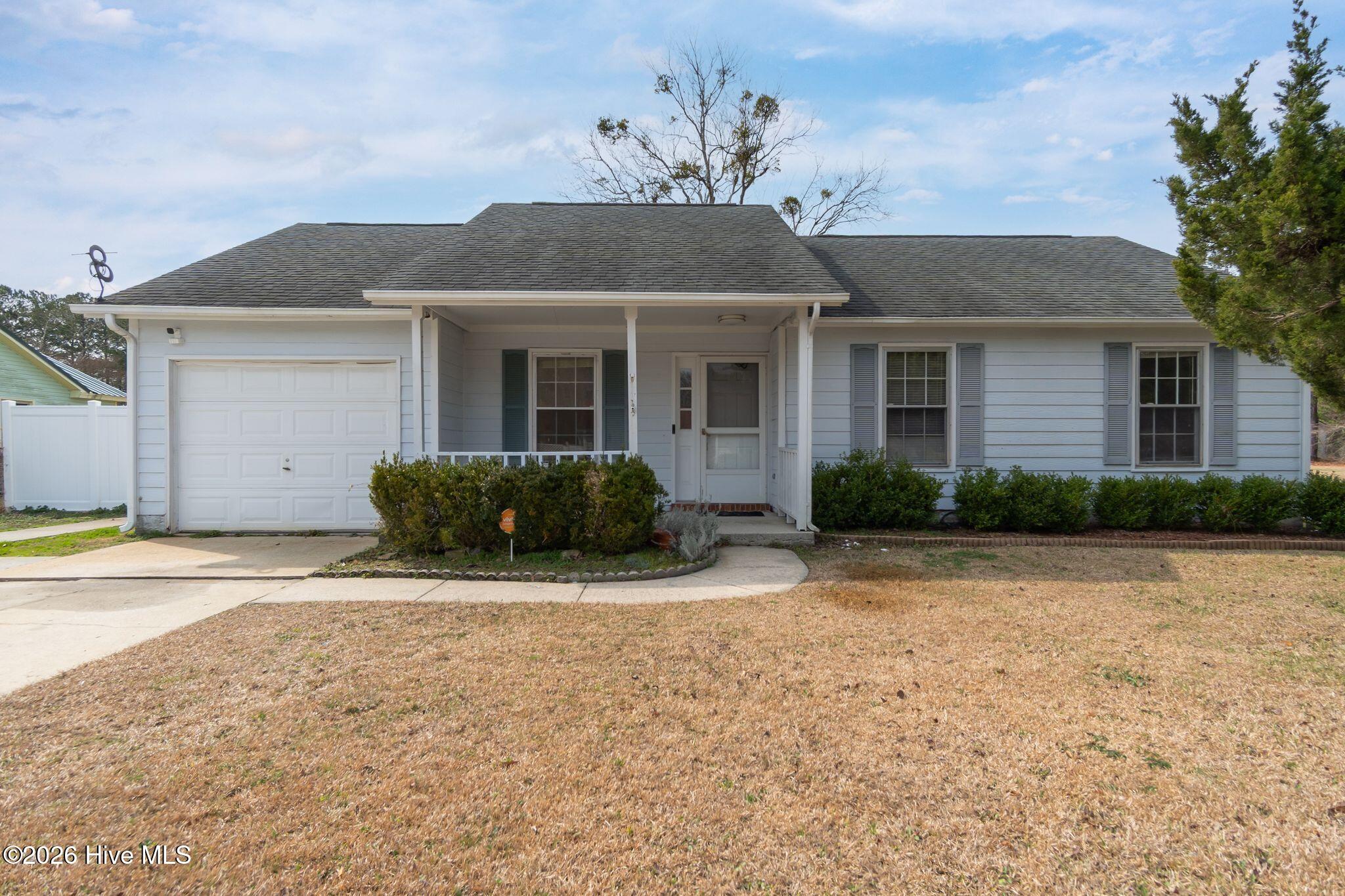 300 Quail Ridge Road Jacksonville, NC 28546 - Photo 5 of 43 300 Quail Ridge-5