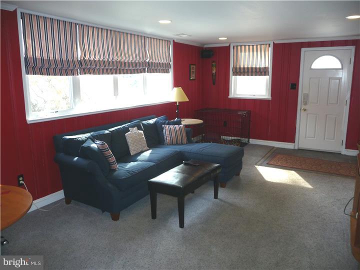 25 Williams Road Haverford, PA 19041 - Photo 17 of 25 Family Room