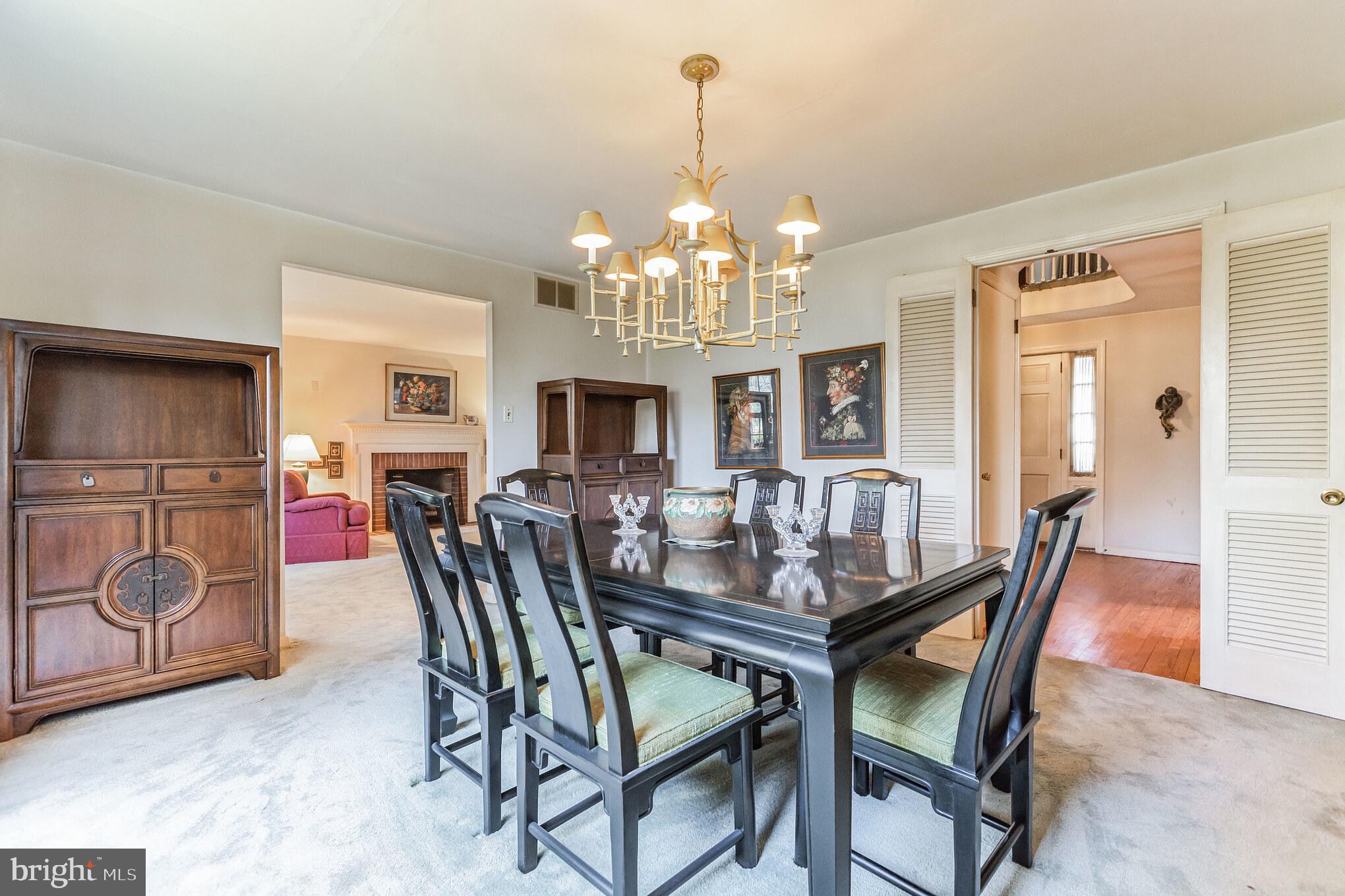 215 Heritage Road Cherry Hill, NJ 08034 - Photo 13 of 35 dining room