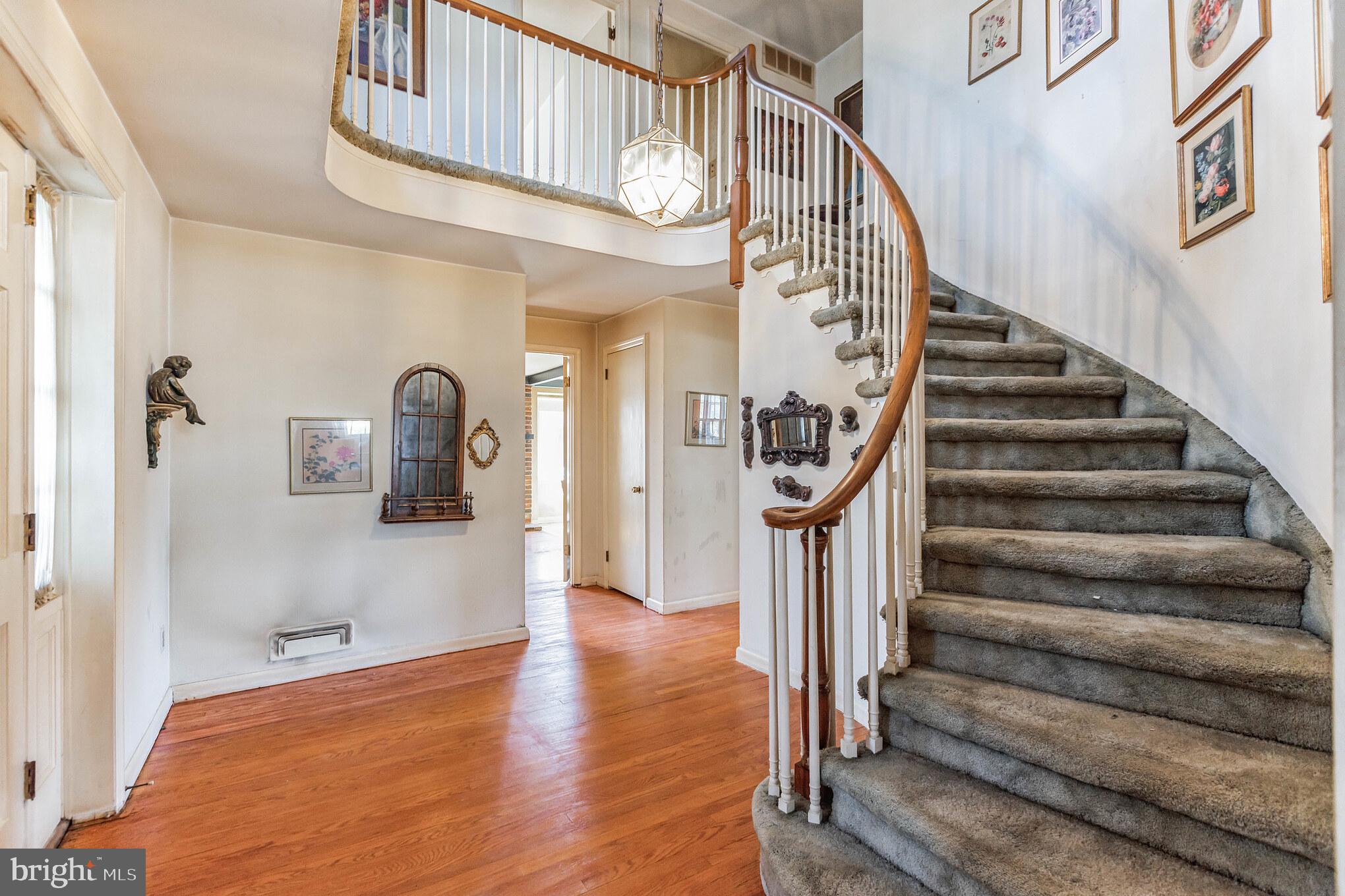 215 Heritage Road Cherry Hill, NJ 08034 - Photo 7 of 35 foyer