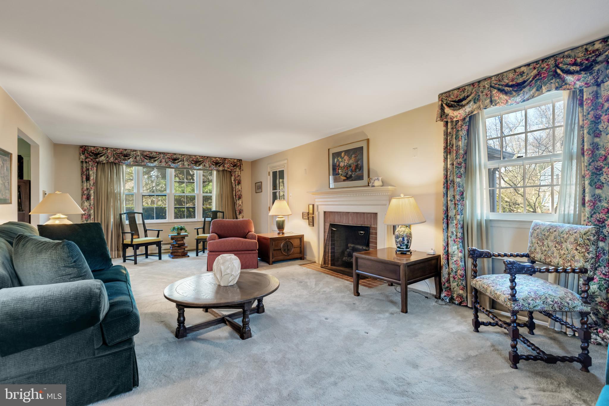 215 Heritage Road Cherry Hill, NJ 08034 - Photo 10 of 35 living