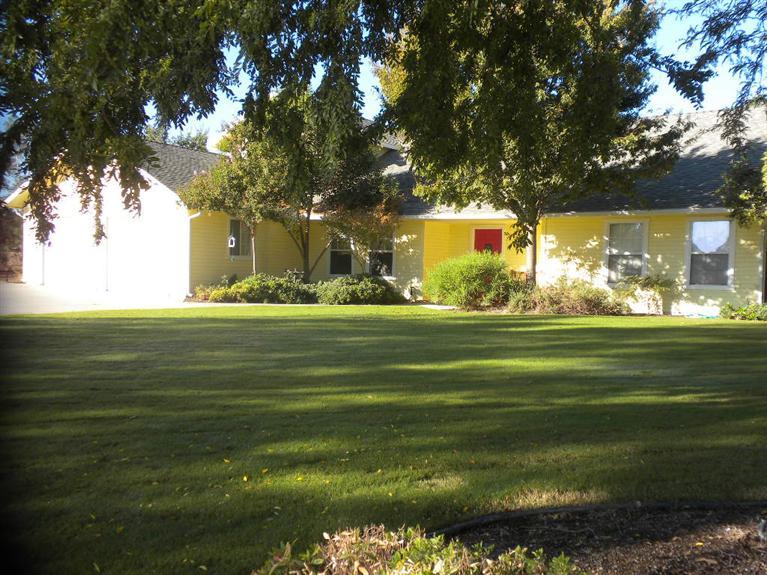 15446 Monreal Road Madera, CA 93636 - Photo 1 of 54 Gallery Image 1