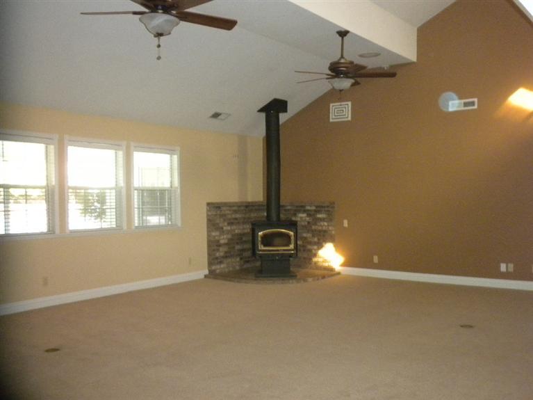 15446 Monreal Road Madera, CA 93636 - Photo 15 of 54 Gallery Image 15