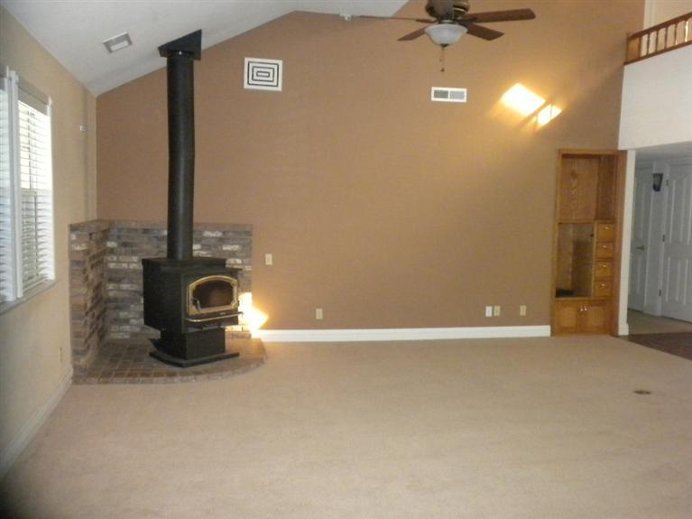 15446 Monreal Road Madera, CA 93636 - Photo 16 of 54 Gallery Image 16