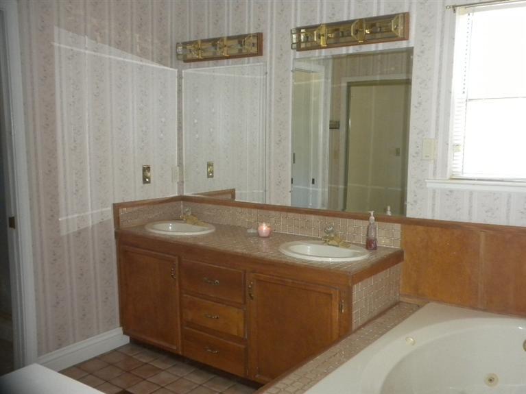 15446 Monreal Road Madera, CA 93636 - Photo 24 of 54 Gallery Image 24
