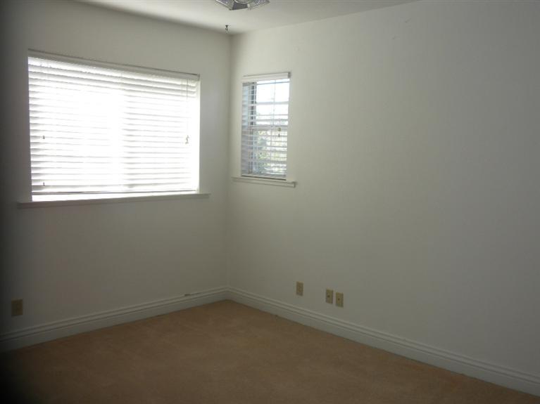 15446 Monreal Road Madera, CA 93636 - Photo 34 of 54 Gallery Image 34