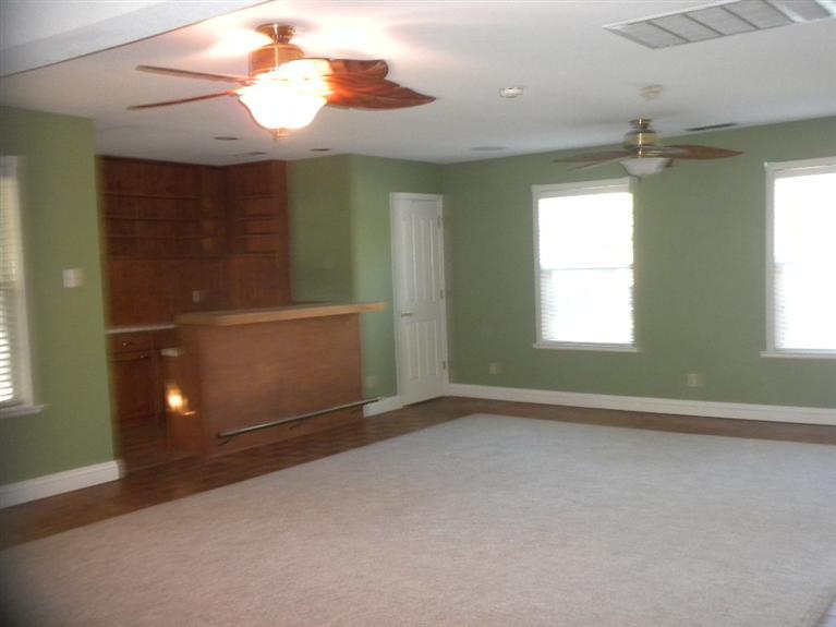 15446 Monreal Road Madera, CA 93636 - Photo 6 of 54 Gallery Image 6
