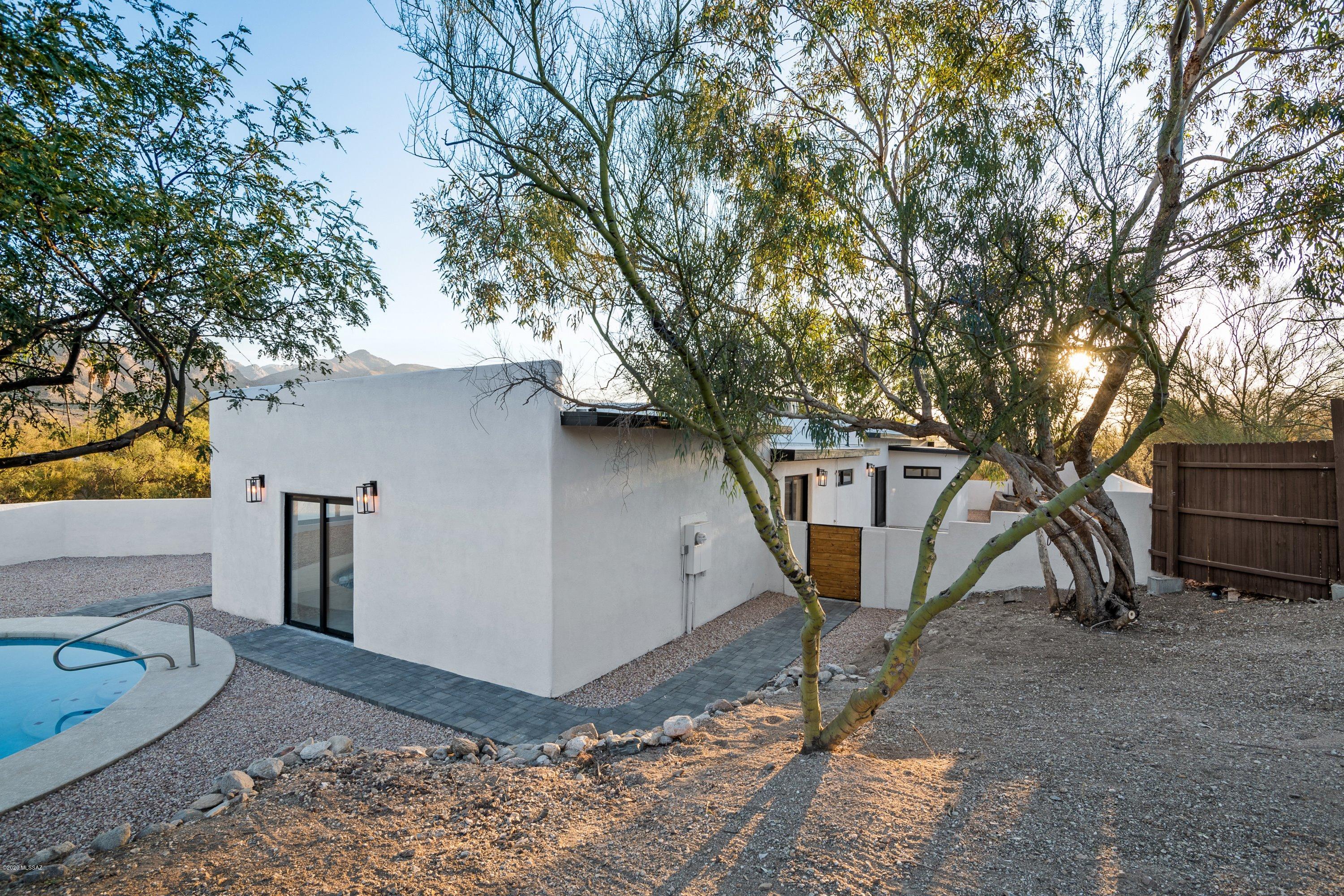 8250 East Rockgate Road Tucson, AZ 85750 - Photo 45 of 46