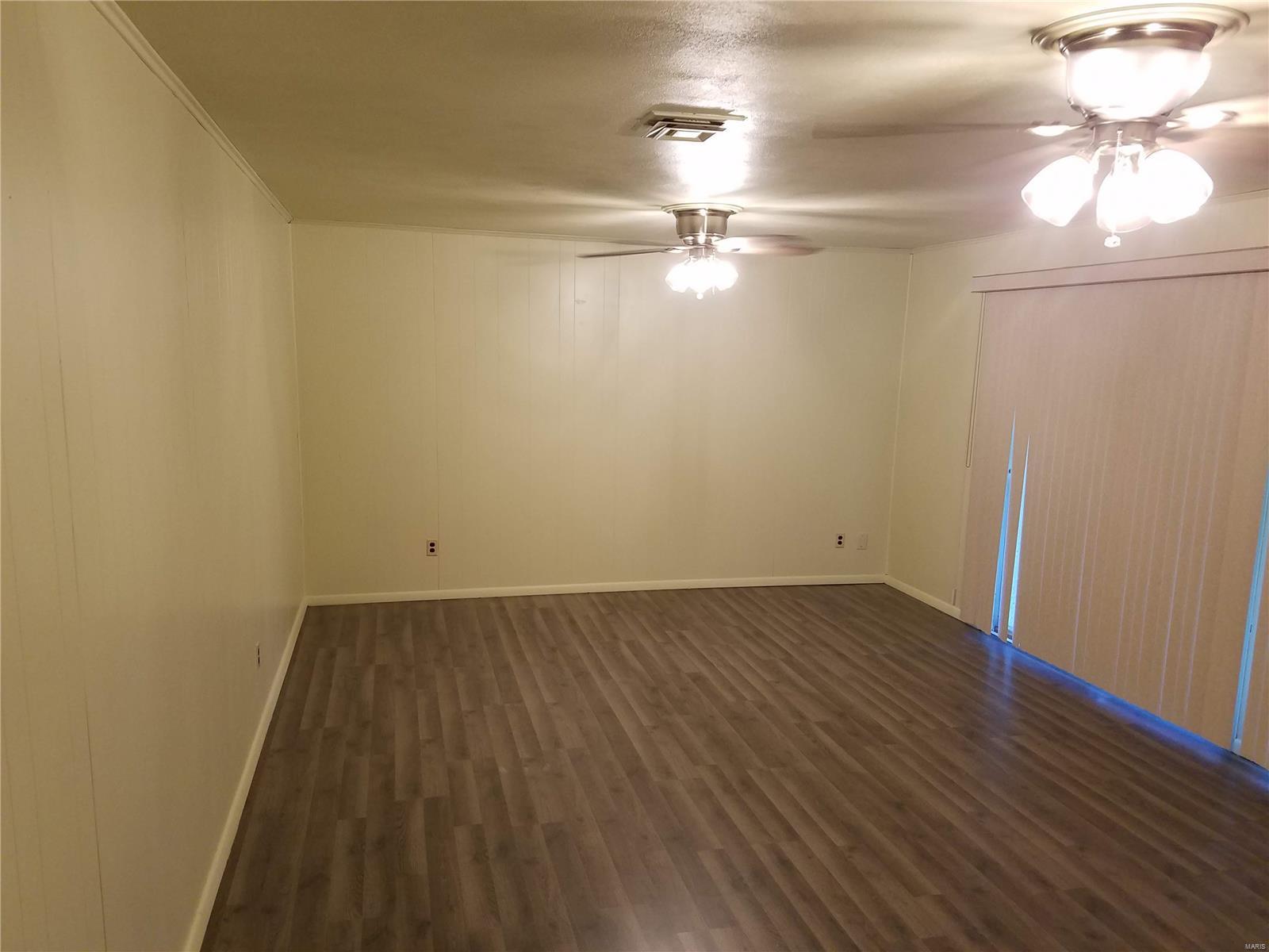 2331 Deer Run Road St. Louis, MO 63136 - Photo 11 of 19 Gallery Image 11