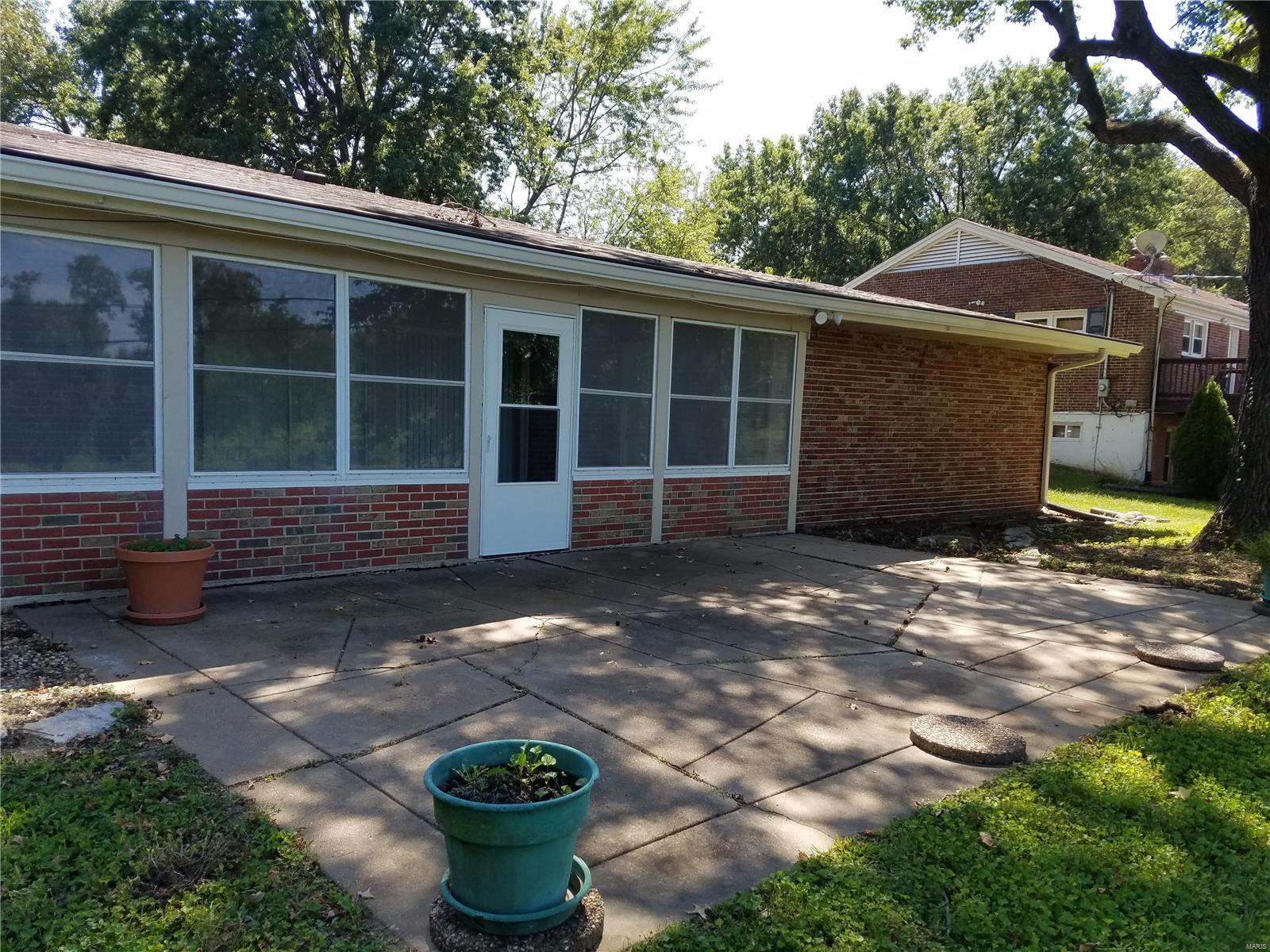 2331 Deer Run Road St. Louis, MO 63136 - Photo 6 of 19 Gallery Image 6