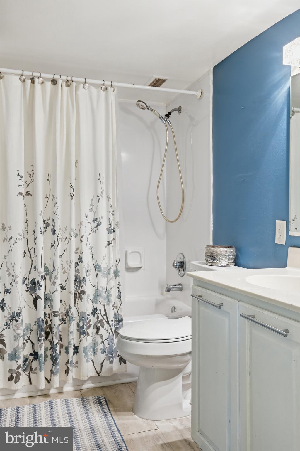 72 Welsh Tract Road, Unit 109 Newark, DE 19713 - Photo 21 of 21 Updated Bath