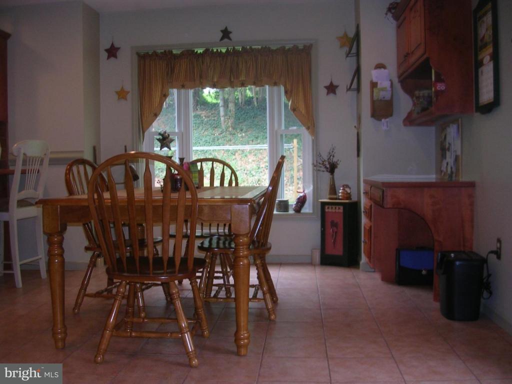 166 Ridings Way Lancaster, PA 17601 - Photo 6 of 13 Gallery Image 6
