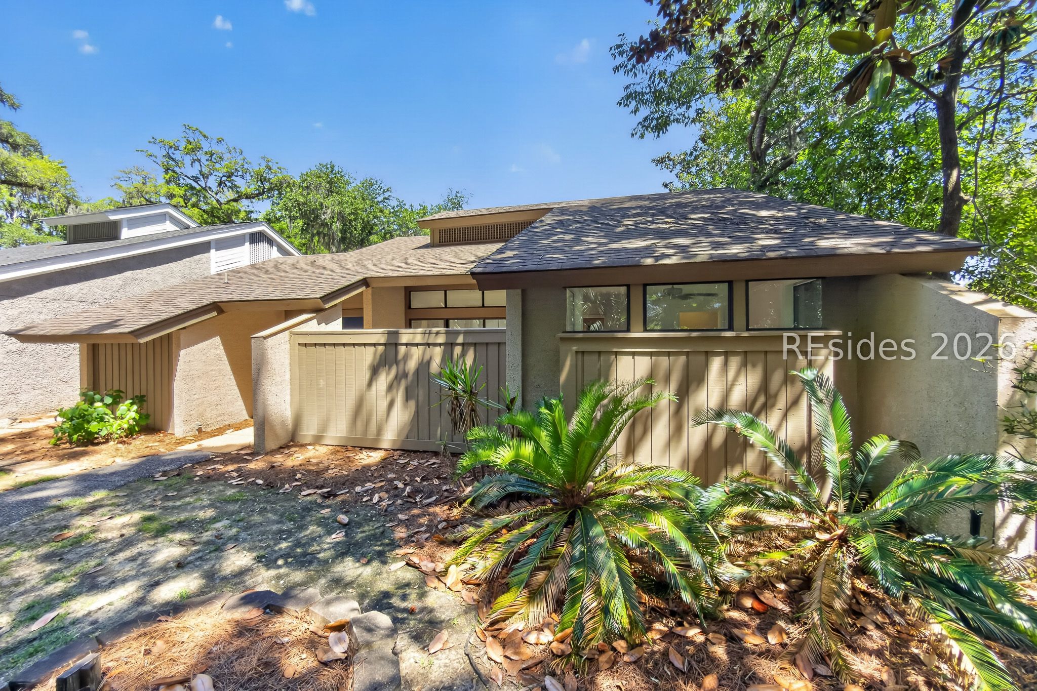 22 Stable Gate Road Hilton Head Island, SC 29926 - Photo 3 of 69