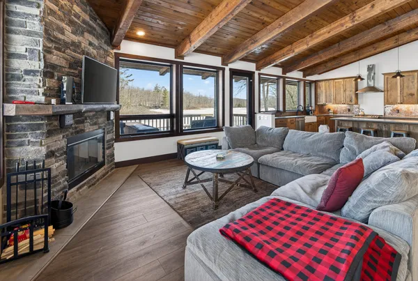 $1,885,000 | 10478 Wampum Trail, Evart, MI 49631