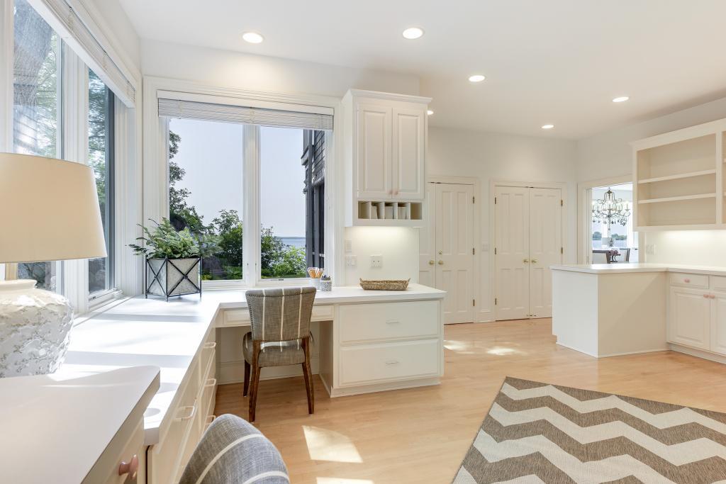 686 Ferndale Road West Wayzata, MN 55391 - Photo 13 of 28