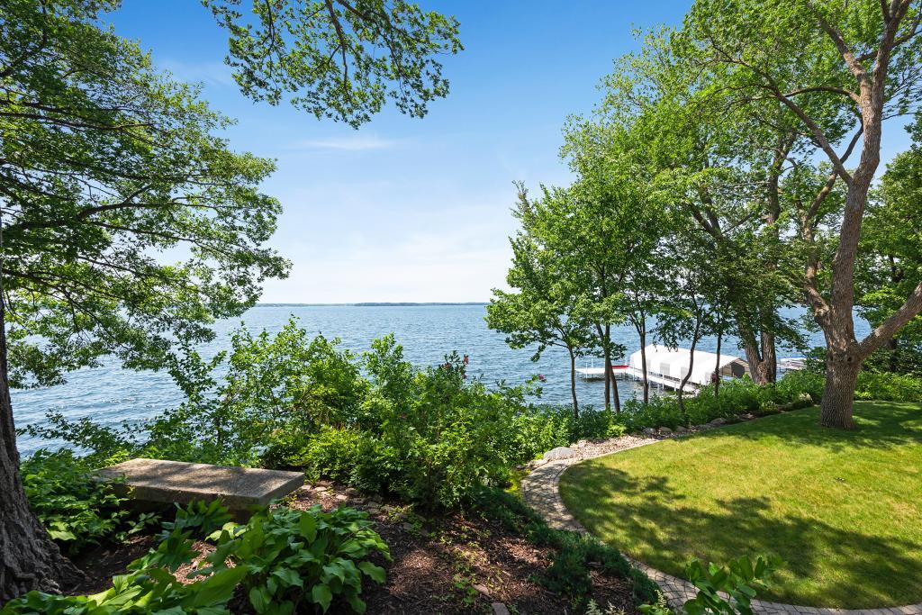 686 Ferndale Road West Wayzata, MN 55391 - Photo 25 of 28