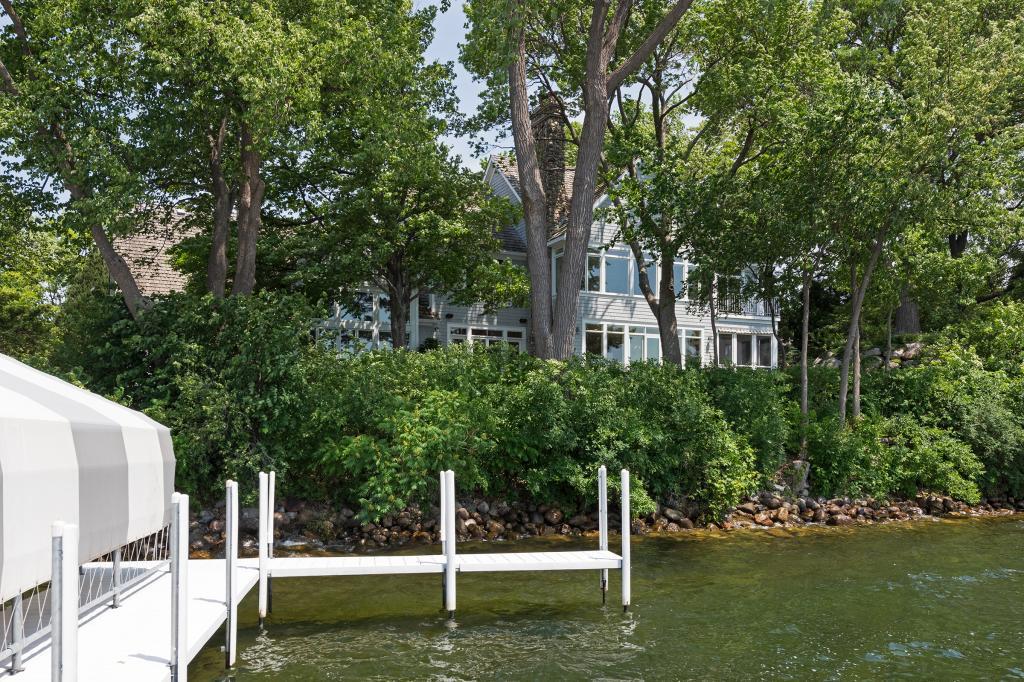 686 Ferndale Road West Wayzata, MN 55391 - Photo 28 of 28