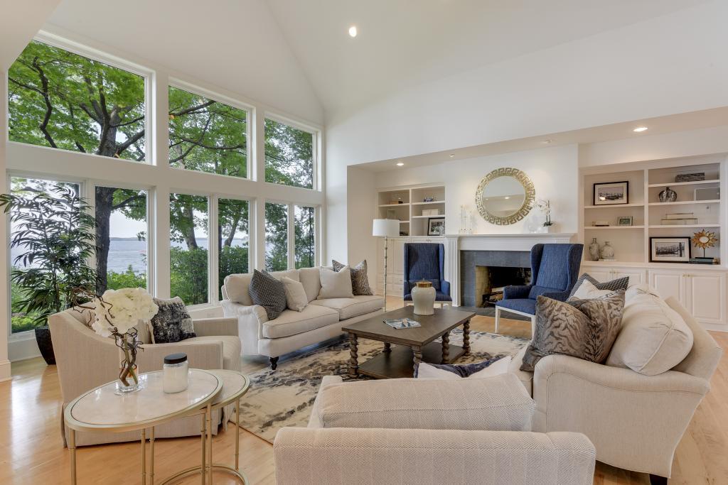 686 Ferndale Road West Wayzata, MN 55391 - Photo 4 of 28