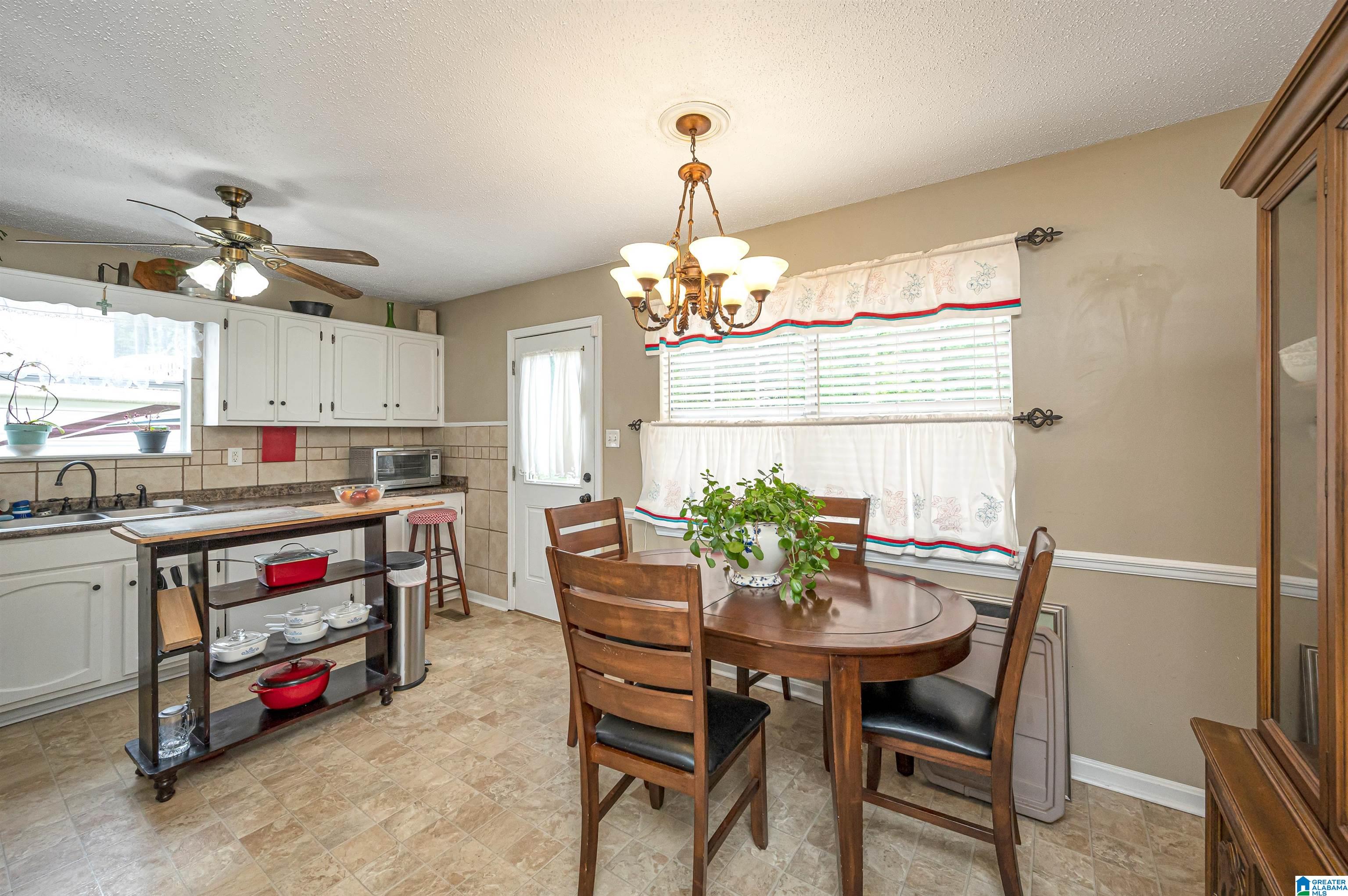 1241 Maitland Road Leeds, AL 35094 - Photo 8 of 28