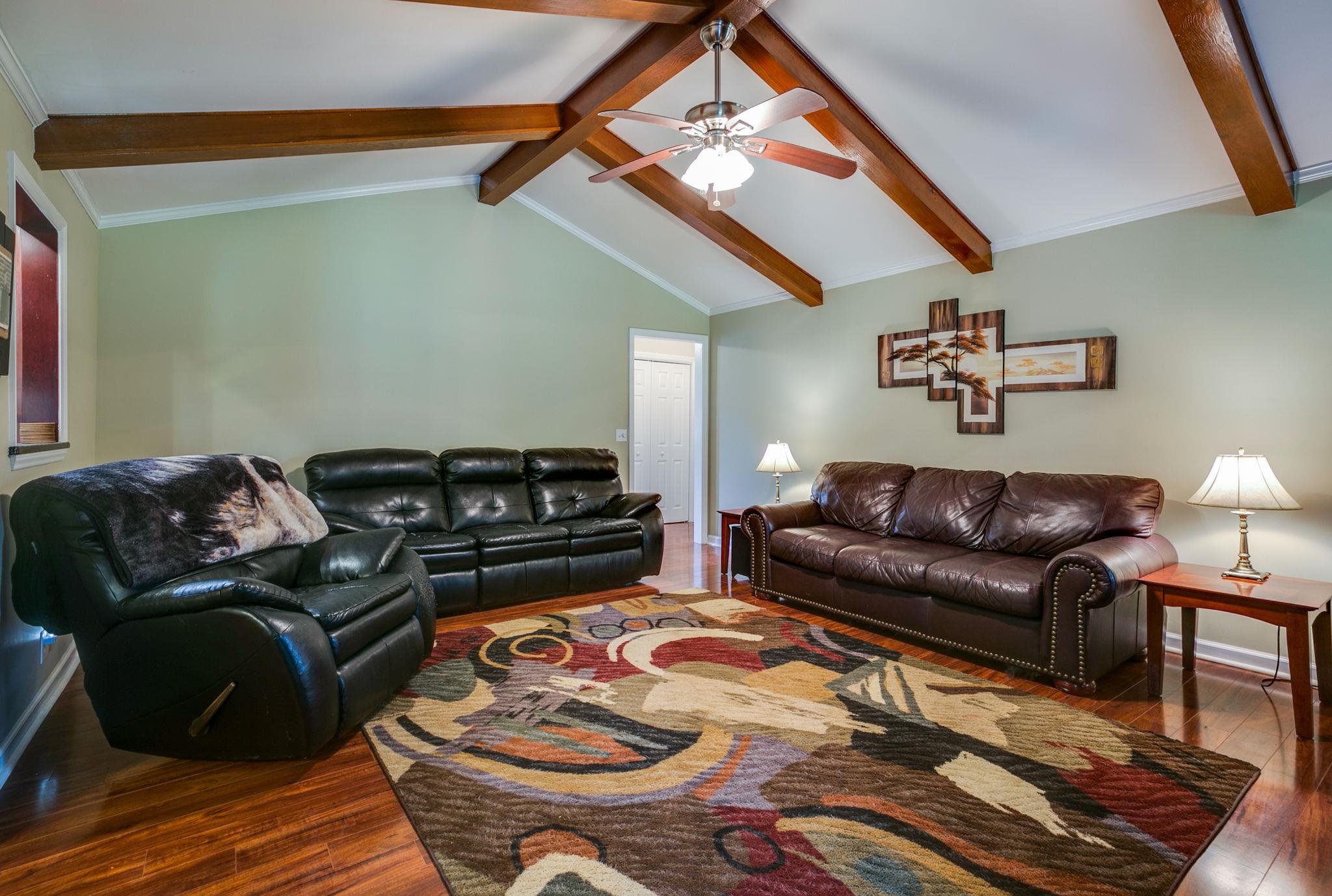 1649 Deerrun Road Murfreesboro, TN 37129 - Photo 19 of 28 a living room with furniture