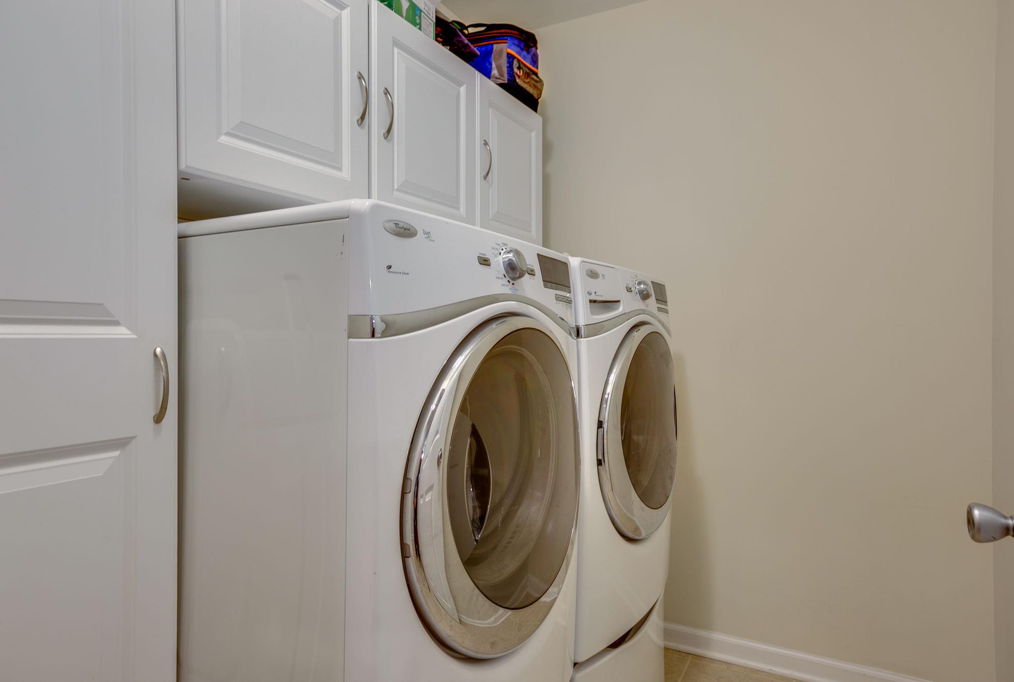 1649 Deerrun Road Murfreesboro, TN 37129 - Photo 24 of 28 a utility room with dryer and washer