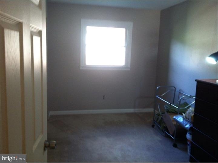 983 Old Ford Road Huntingdon Valley, PA 19006 - Photo 7 of 24 Bedroom 2