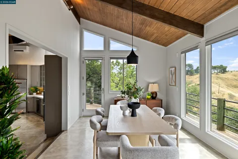 $2,850,000 | 2 Leeward Glen, Lafayette, CA 94549