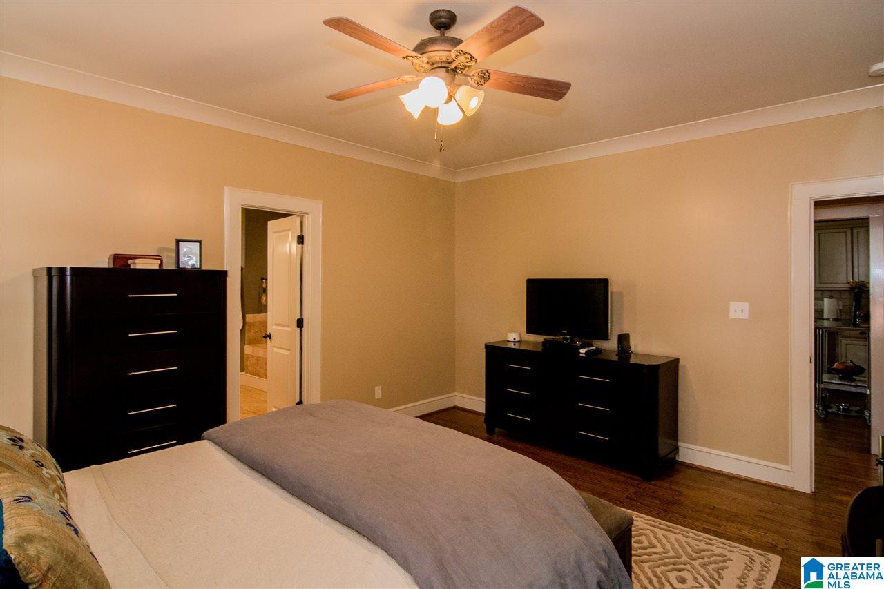 402 Devon Drive Birmingham, AL 35209 - Photo 23 of 48