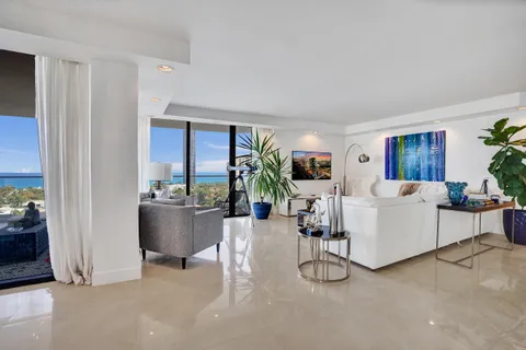 $1,395,000 | 19707 Turnberry Way, Unit 18J, Aventura, FL 33180