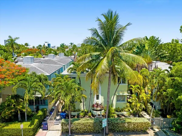 $2,000 | 1561 Lenox Avenue, Unit 4, Miami Beach, FL 33139