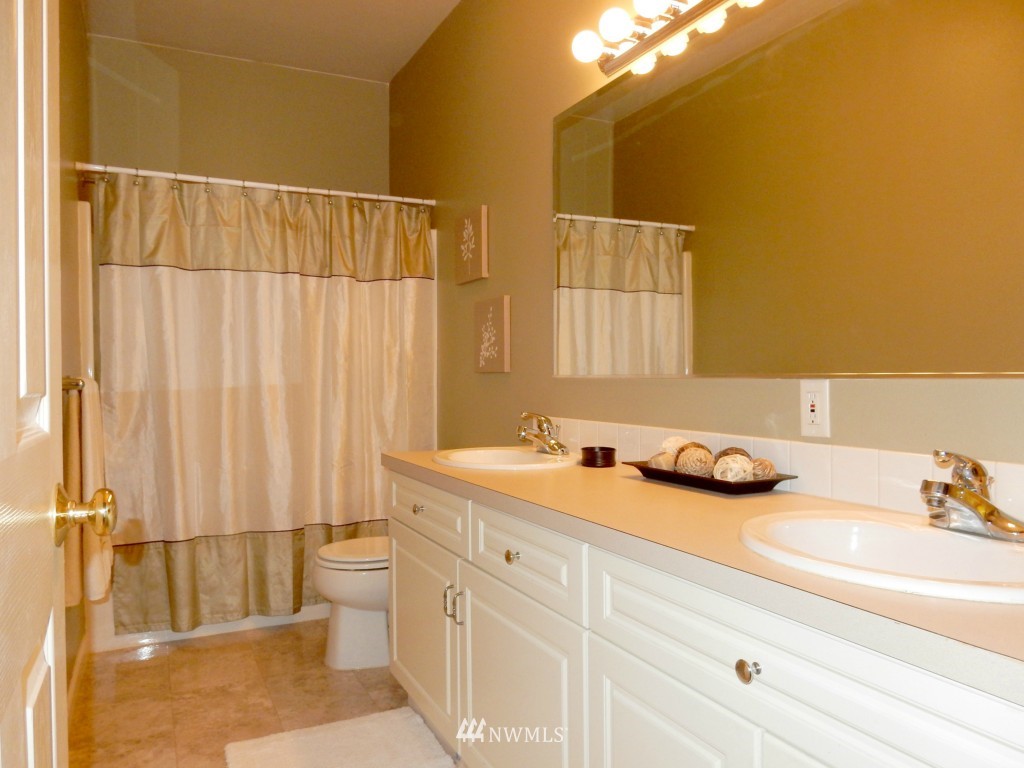1393 Kamm Road Lynden, WA 98264 - Photo 13 of 25 Gallery Image 13