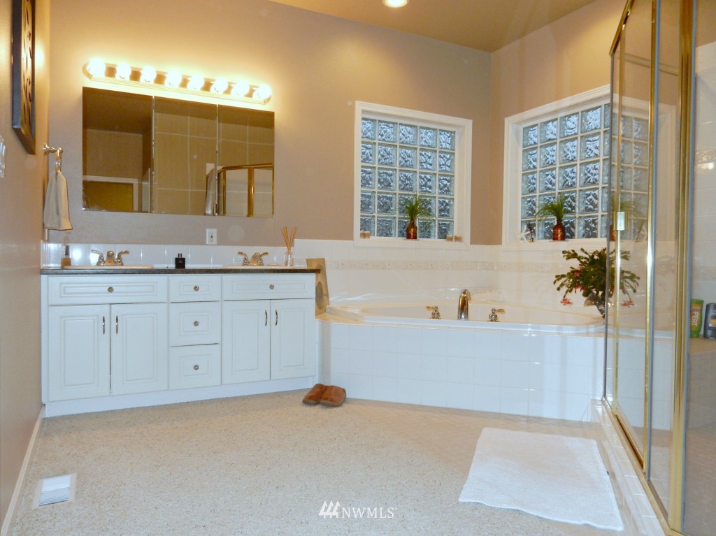 1393 Kamm Road Lynden, WA 98264 - Photo 15 of 25 Gallery Image 15