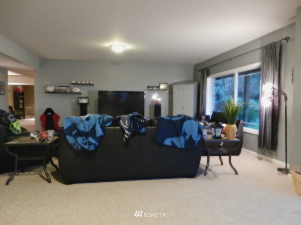 1393 Kamm Road Lynden, WA 98264 - Photo 19 of 25 Gallery Image 19