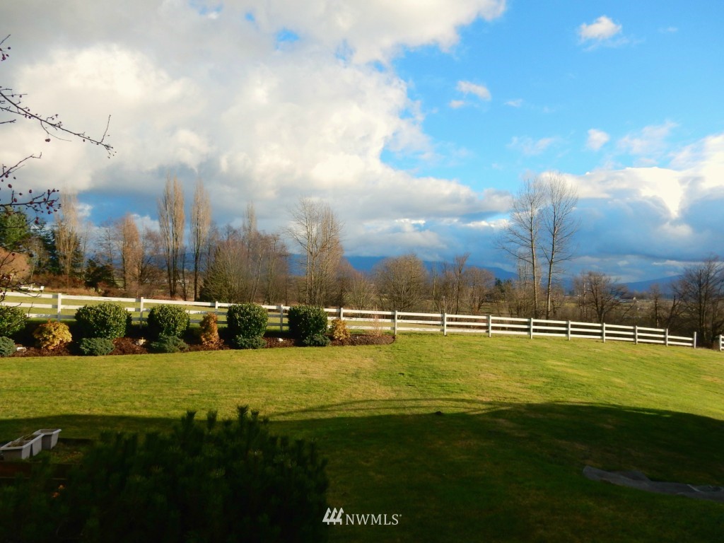 1393 Kamm Road Lynden, WA 98264 - Photo 24 of 25 Gallery Image 24