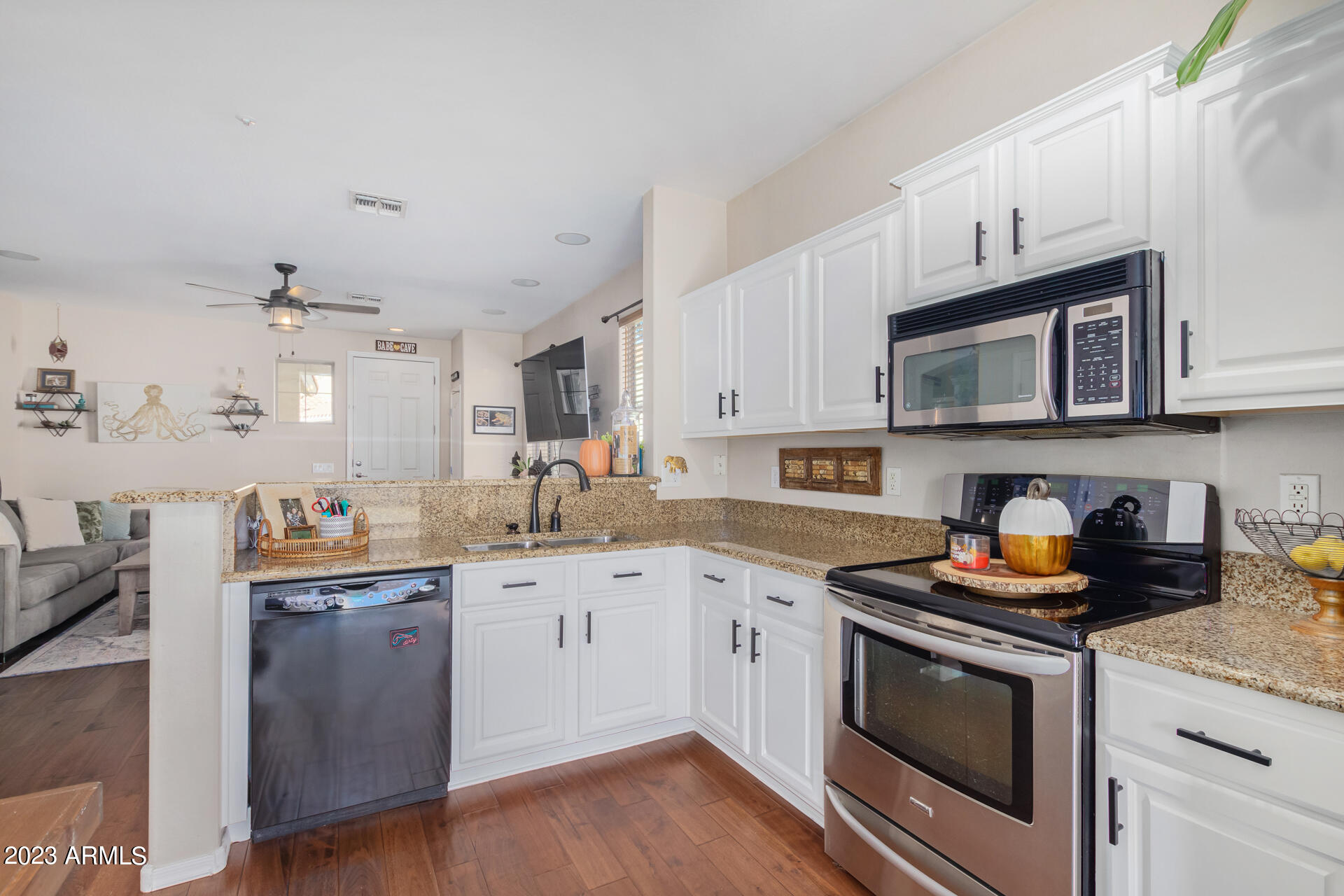 991 East Ranch Road Gilbert, AZ 85296 - Photo 10 of 28 0011-11 - Ranch