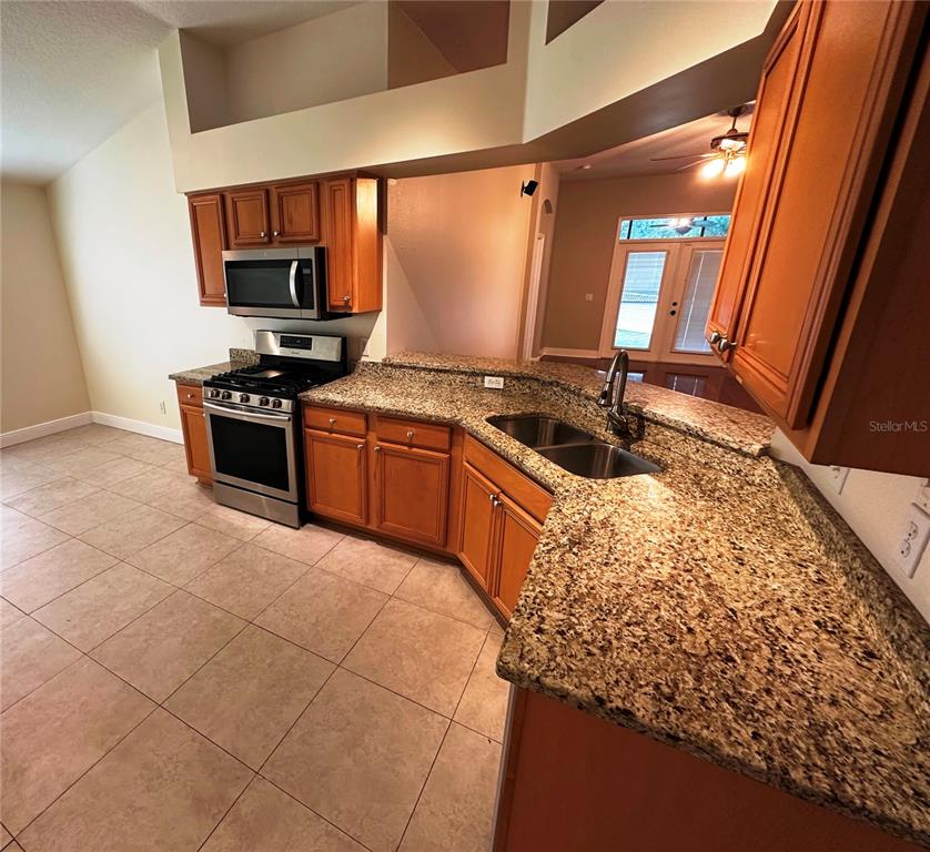 809 Straw Lake Drive Brandon, FL 33510 - Photo 6 of 27