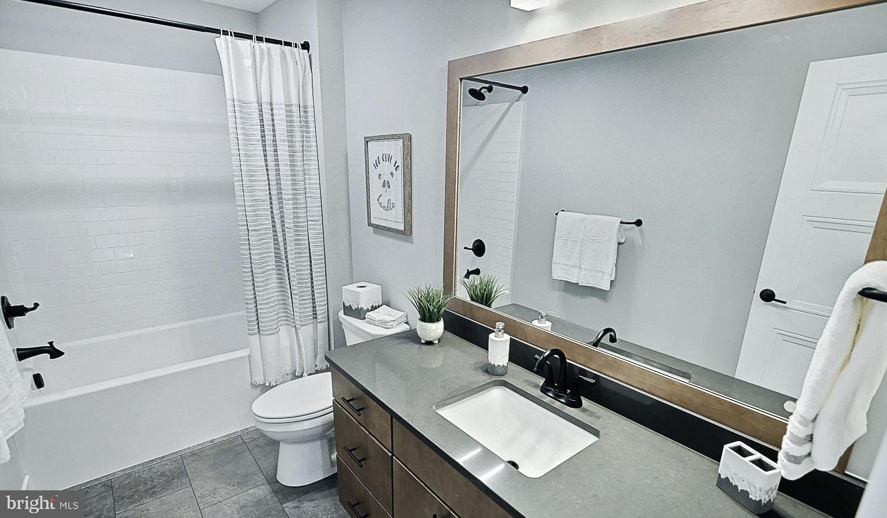 90 Tupelo Street Lititz, PA 17543 - Photo 8 of 38 a bathroom with a sink toilet and shower