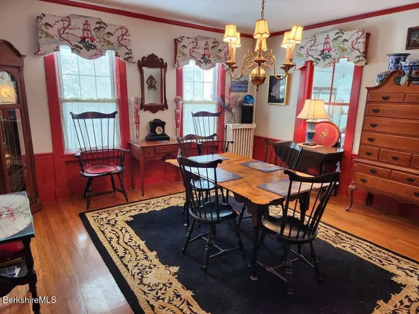 $499,900 | 43 Church Street, Hinsdale, MA 01235