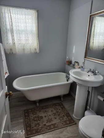 $499,900 | 43 Church Street, Hinsdale, MA 01235