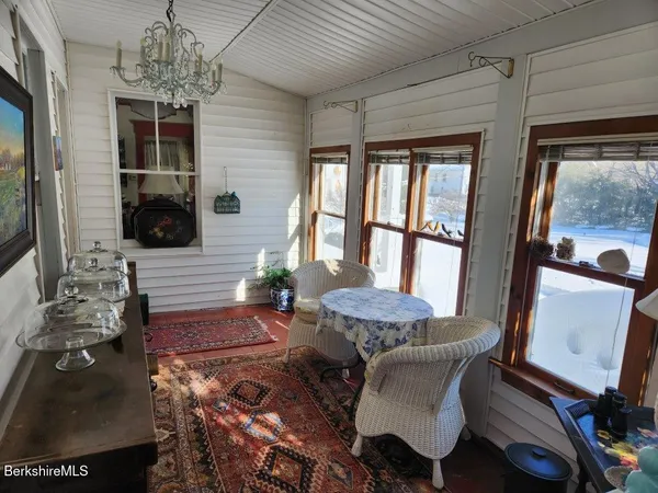 $499,900 | 43 Church Street, Hinsdale, MA 01235