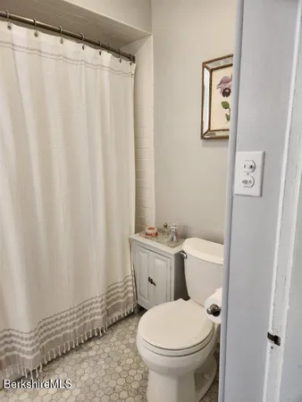 $499,900 | 43 Church Street, Hinsdale, MA 01235