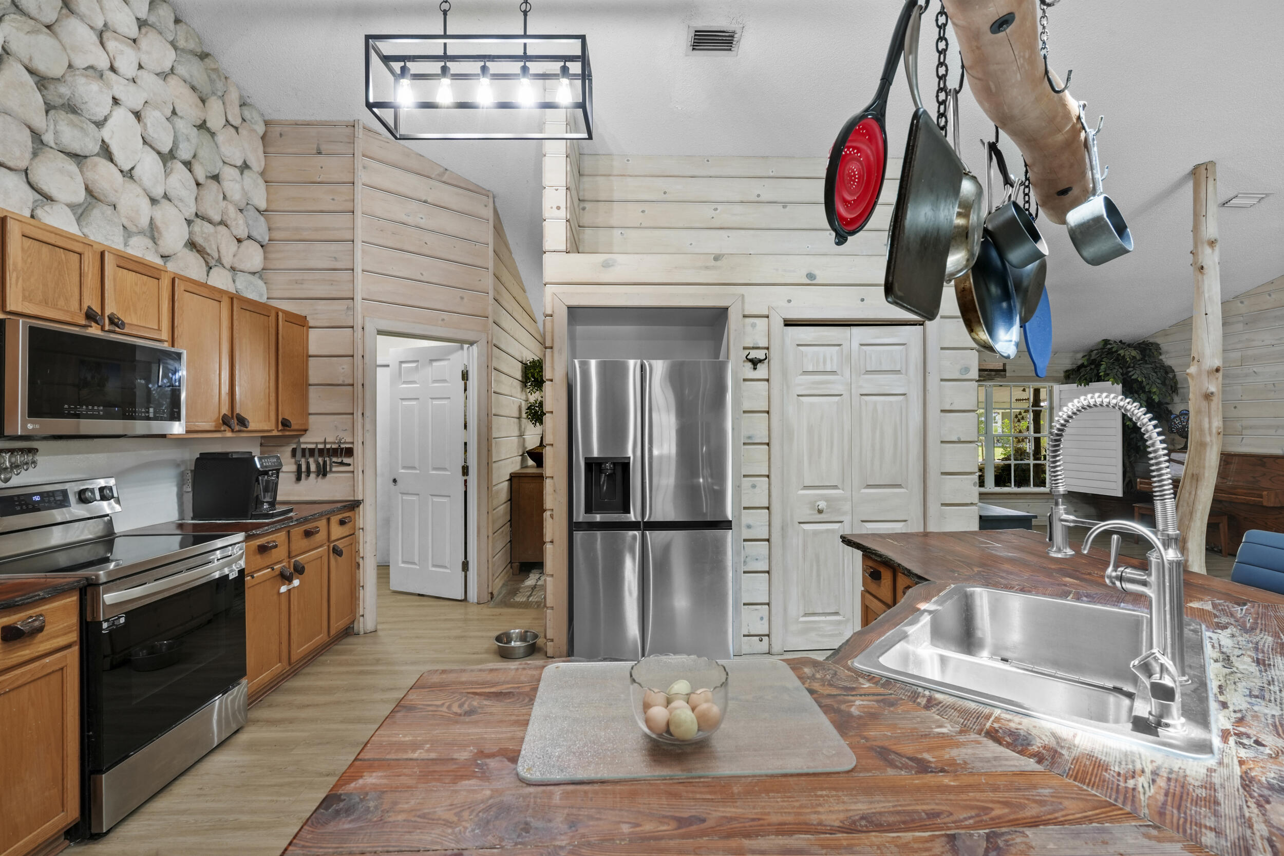 6289 South Header Canal Road Port St. Lucie, FL 34987 - Photo 31 of 49 Kitchen