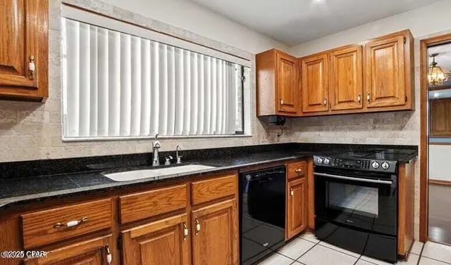 $2,500 | 833 West Pierson Drive, Lynn Haven, FL 32444