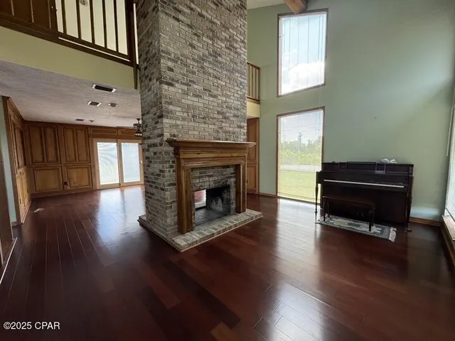 $2,500 | 833 West Pierson Drive, Lynn Haven, FL 32444