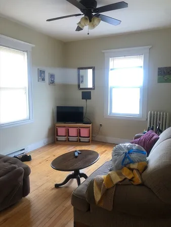 $1,725 | 246 Humphrey Street, Unit 2, Swampscott, MA 01907