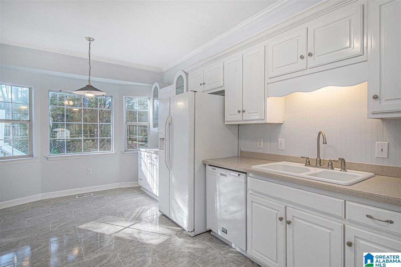 549 Fieldstone Drive Helena, AL 35080 - Photo 11 of 28