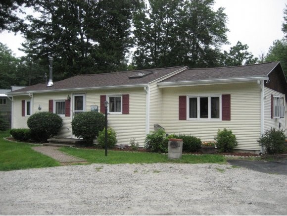 204 Collettes Grove Road Derry, NH 03038 - Photo 1 of 1