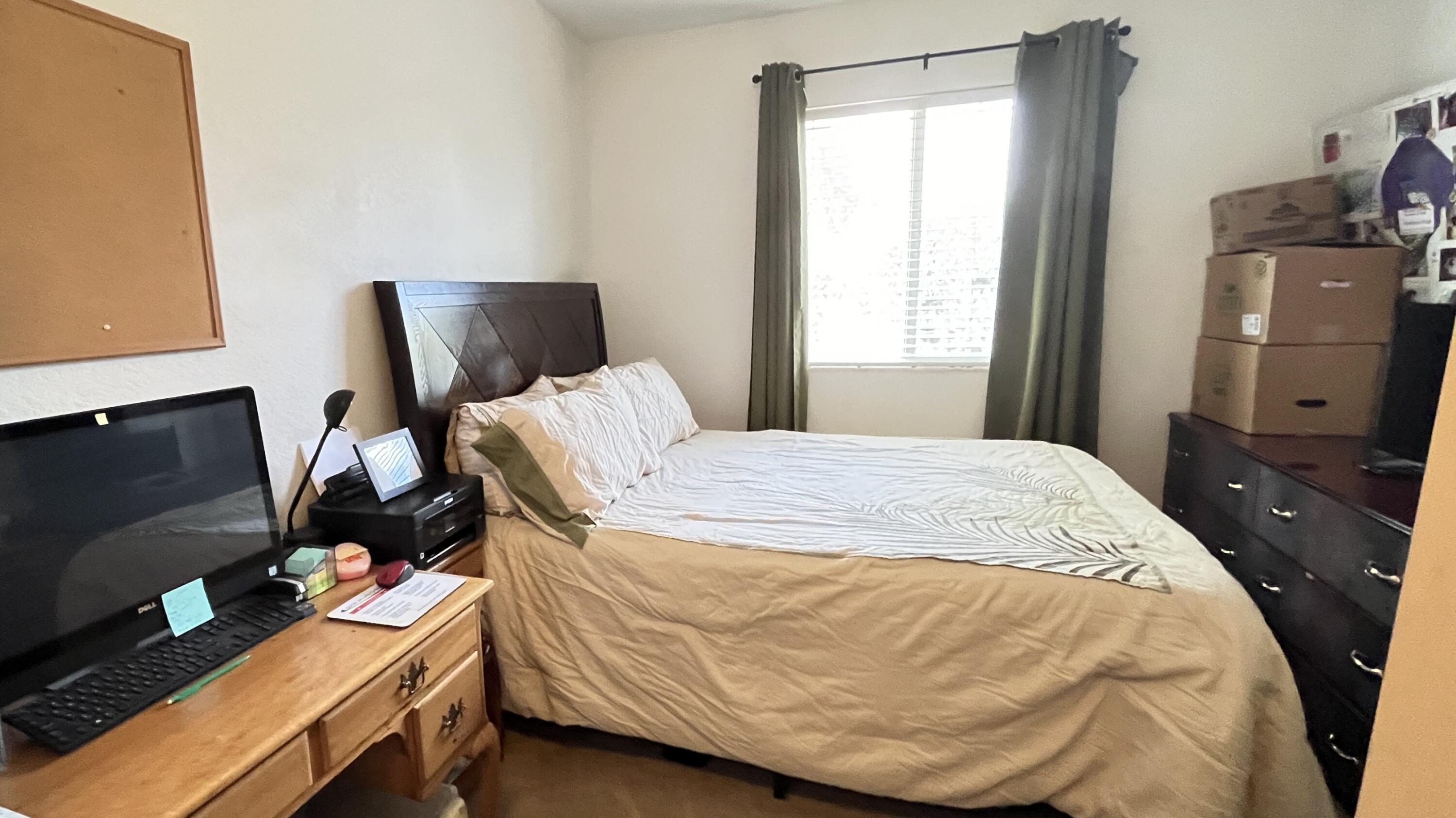 1910 Alamanda Way Riviera Beach, FL 33404 - Photo 12 of 15 IMG_6560