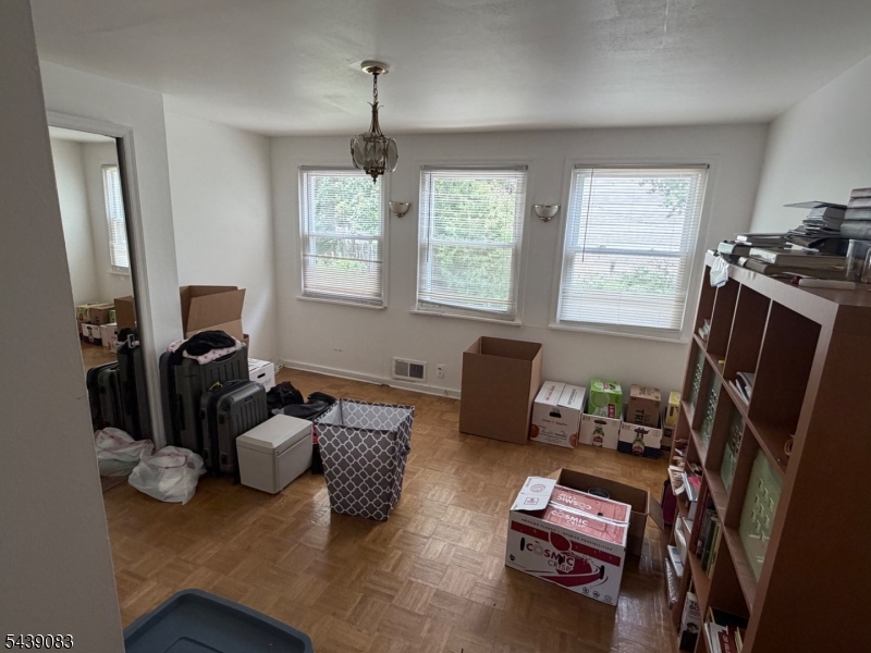 19 Alexander Avenue Bloomfield, NJ 07003 - Photo 8 of 16