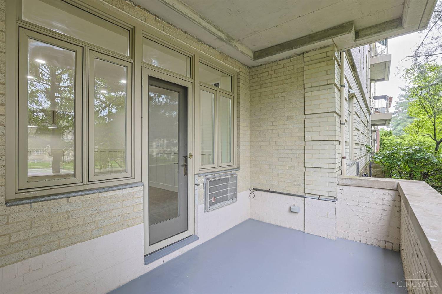 2378 Madison Road, Unit E1C Cincinnati, OH 45208 - Photo 28 of 37